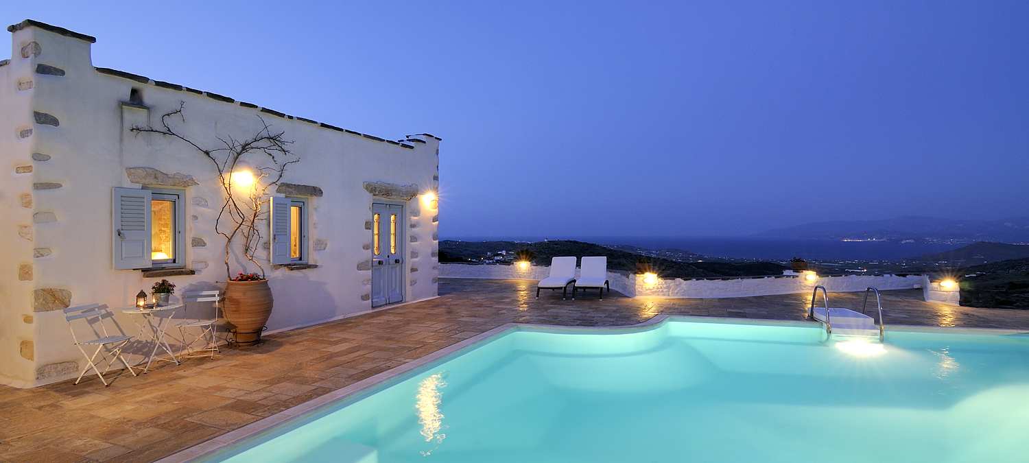 Paros luxury villa